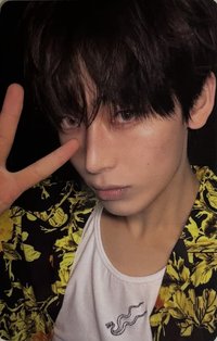 迷六 yzy 上海 簽售卡 中背