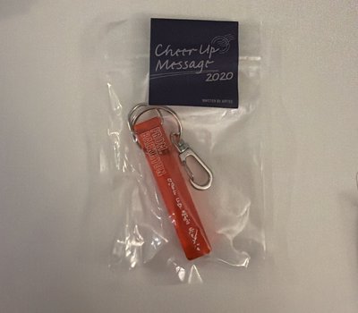 伯賢 Beyond Live Light Badge (手寫版）*綁吊飾一起出