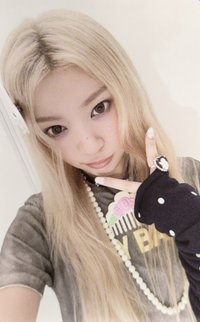 NOT CUTE ANYMORE 專輯卡 NOT CUTE A ver.