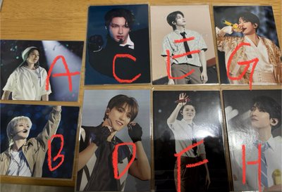 SEVENTEEN FOLLOW 展覽隨機卡包