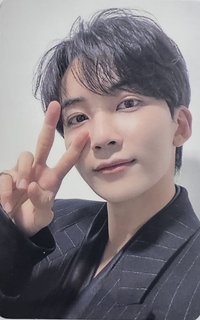 FOLLOW 曼谷快閃店 滿額卡 