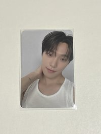 17 Is Right Here Dear ver. 專輯卡