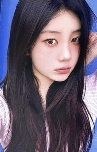 NOT CUTE ANYMORE 打歌卡 