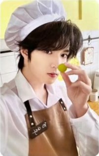 25‘台曆 年曆卡 4單人普卡 拿葡萄