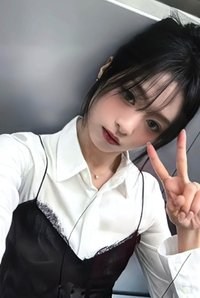 WE GO UP 滿額卡 北京線下快閃200滿額