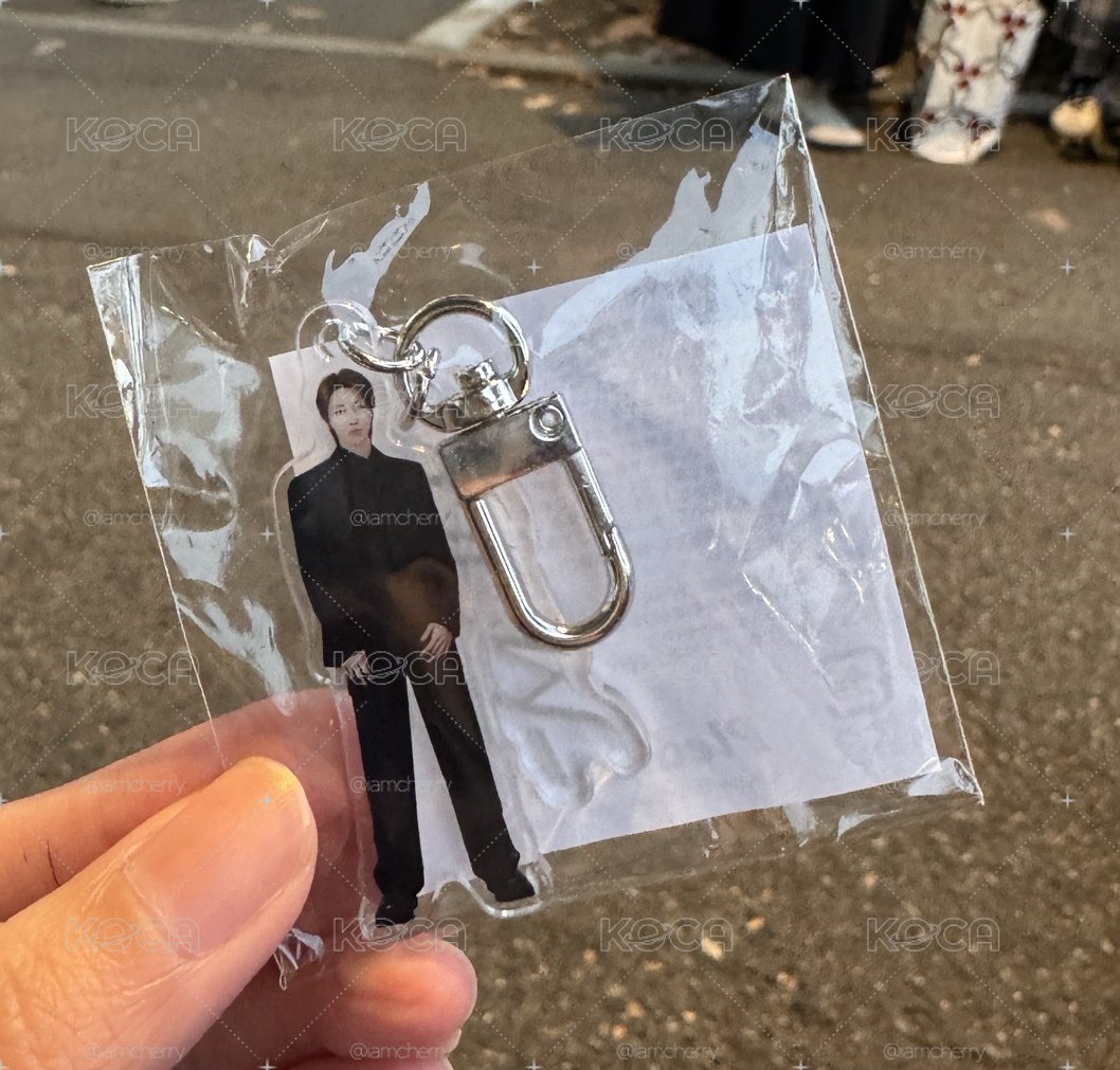 小八扭蛋吊飾