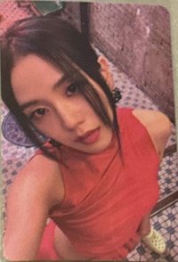 黑版專輯卡紅衣