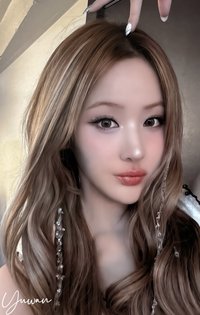 Lose Yourself 楠藝 線上1.0 簽售卡 櫻桃PEACE ver.