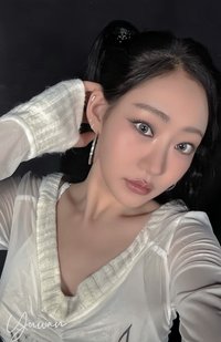 Lose Yourself 楠藝 上海簽售 簽售卡 少女ver.