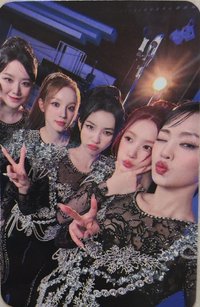 正規二 fp 簽售卡 團卡 內八造型