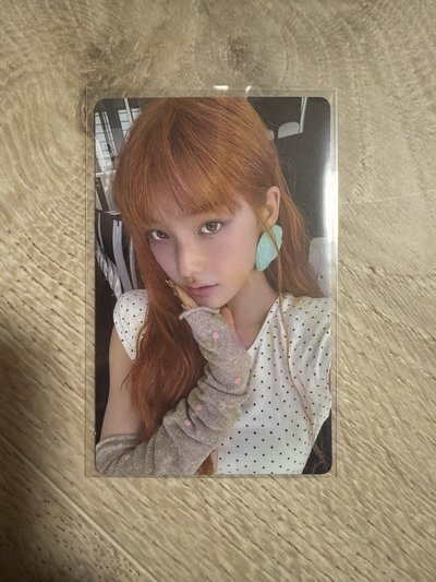 NOT CUTE ANYMORE wvs 預售 特典卡 (iroha)