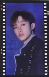 4th FM 釜山快閃店 周邊卡 底片相機