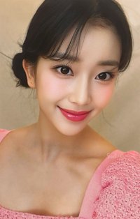 LENS ME 美瞳卡 代言卡 