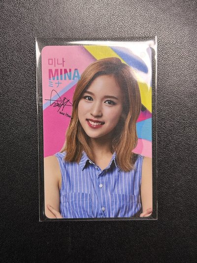 MINA 一代樂天卡