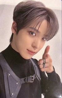 Light the Way 電影卡 第一周