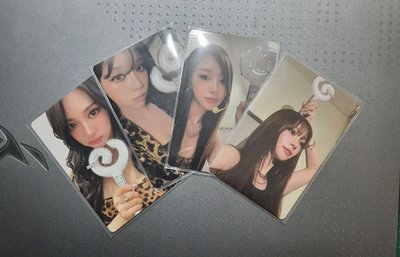 aespa手燈卡一套（冬嚴重廠損