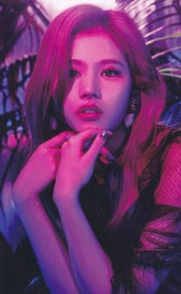 Breakthrough 專輯卡 