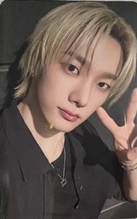 The Action yzy 預售 1.0 特典卡 