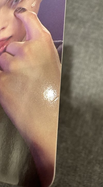 然竣 Starkissed 環球 1.0 幸運卡（有不過臉小損，如圖二） 