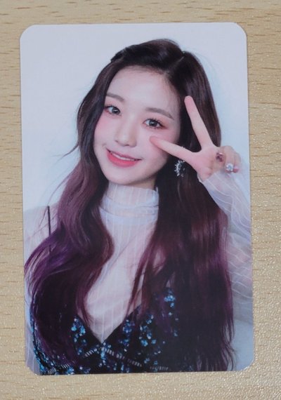 HEART*IZ  張員瑛 簽售卡 IVE