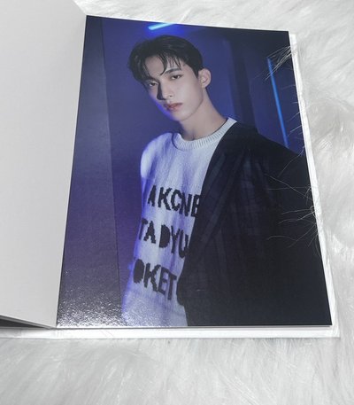 2021 Holiday寫真集拆售🐯🍕