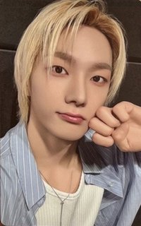 The Action wvs 特別 簽售卡 