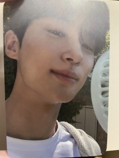 邊佑錫、金惠奫小卡