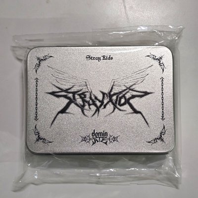 Stray Kids dominATE 第三場巡演官方周邊 (可重複使用貼紙)鐵盒套組