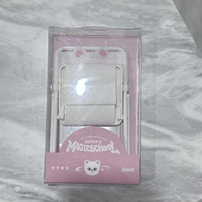 釜山快閃店 娃用小椅子 黃鉉辰（全新未拆含卡）