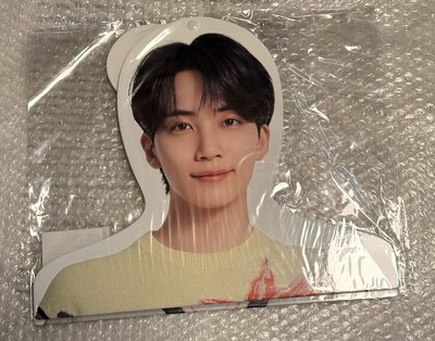 2022 Seventeen's Home 相片衣架 淨漢