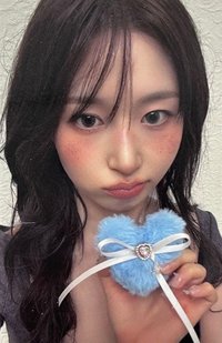 正規一 專輯卡 普版 Valentine ver.嫄