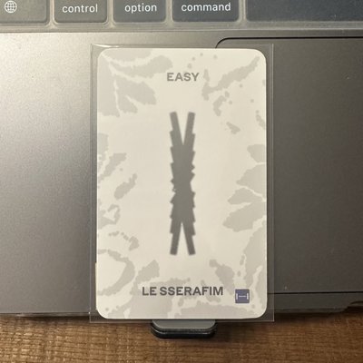 LE SSERAFIM 小櫻花 EASY 阿拉丁 幸運卡 