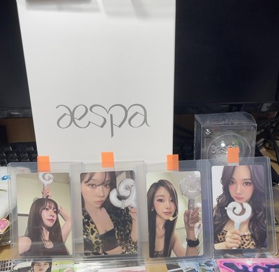 Aespa 二代手燈 全新 附電池
