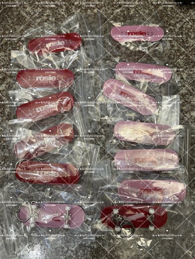 rosie滑板吊飾🛹