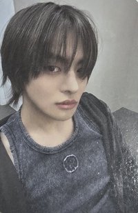 COME CLOSER 專輯卡 