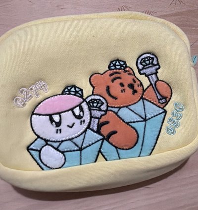 Seventeen BongBongeexMuzik tiger 化妝包