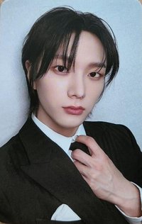 WHY.. 打歌卡 西裝