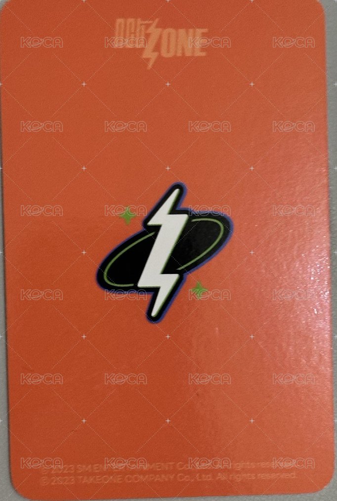 NCTZONE 隨機卡 棒球選手 背面