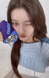 NOT CUTE ANYMORE bn 特典卡 