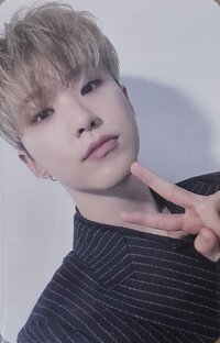 FOLLOW 曼谷快閃店 滿額卡 