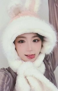 正規一 ju 線下1.0 簽售卡 溫馨兔子