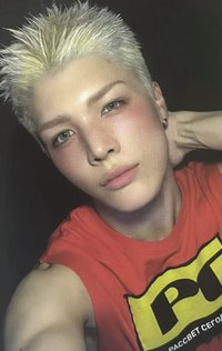 BTL   韓國快閃店 幸運卡 