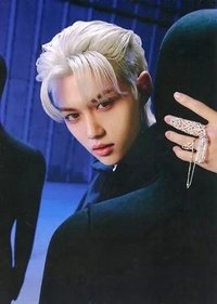 ODDINARY 專輯卡 迷你海報