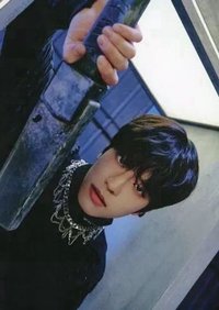 ODDINARY 專輯卡 迷你海報