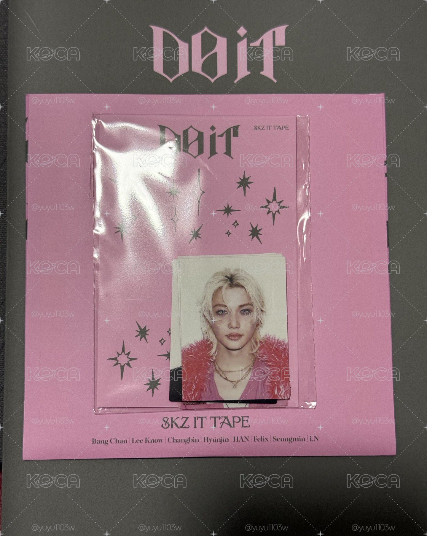 SKZ 證件貼紙