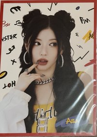 HOT SAUCE 日本 海報 角