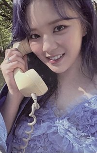 BETWEEN 1&2 專輯卡 