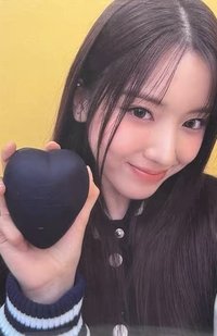 代言卡 ReFa愛心梳