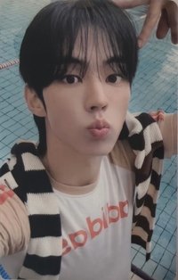 Play Hard yzy 3.0 特典卡 