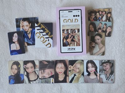 ITZY GOLD PHONE BOX 電子專 專卡 特典卡